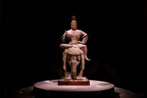 国宝 帝釈天騎象像