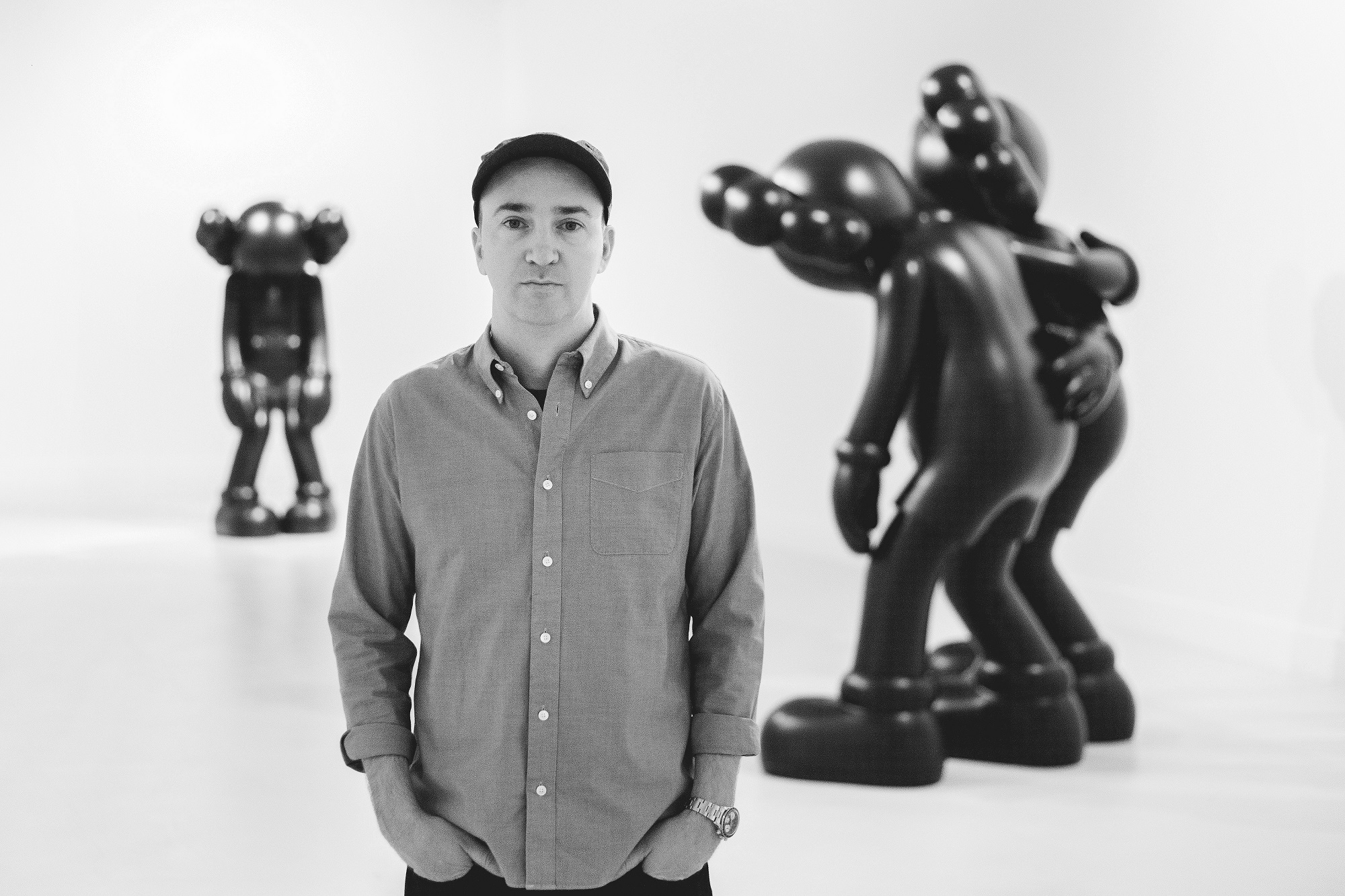 KAWSの国内初大型展覧会『KAWS TOKYO FIRST』が7月より開催—作品を通して芸術制作の軌跡と美術史的意義をたどる