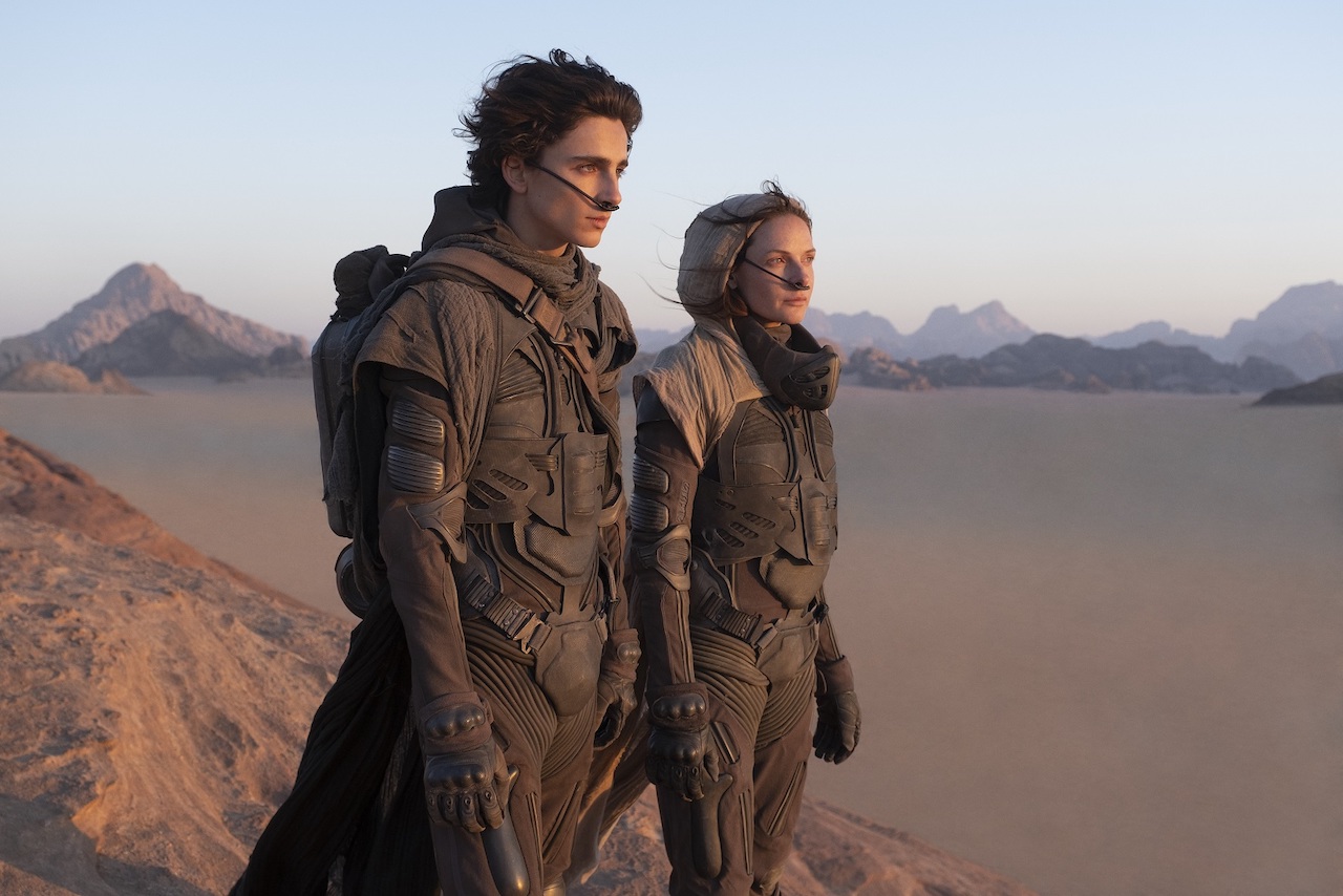 世界的活躍のSILTが映画『DUNE/デューン 砂の惑星』を砂で表現—微細なサンドアートを映し出したスペシャル映像も公開