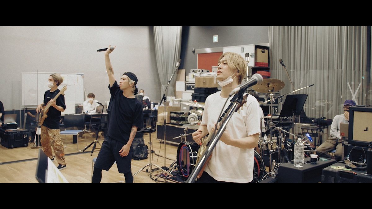 Netflix ドキュメンタリー『Flip a Coin -ONE OK ROCK Documentary-』