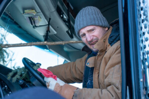 映画『アイス・ロード』の場面写真＆メイキングカットが解禁